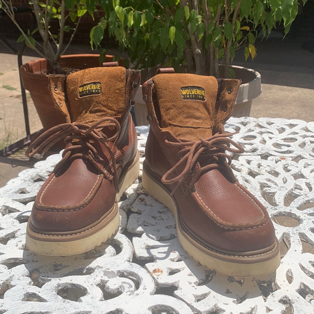 Like New - MEN’s - Wolverine - 6 inch Moc Toe Wedge Heel Work Boot